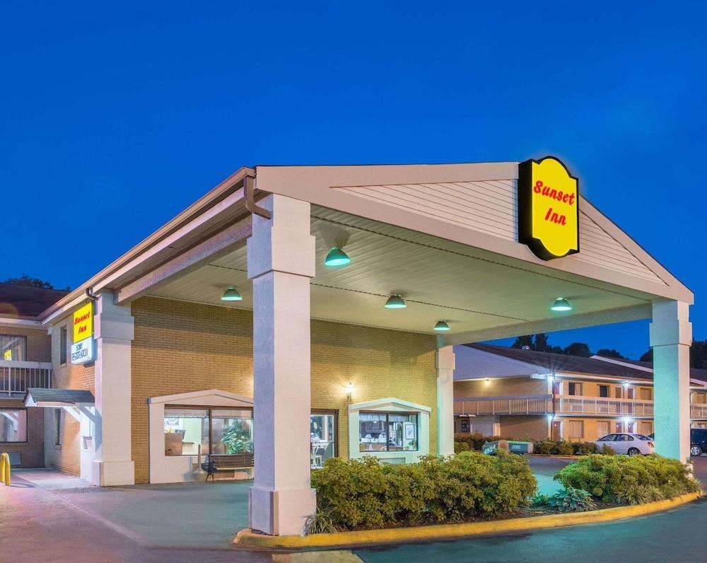 Sunset Inn Northlake シャーロット エクステリア 写真
