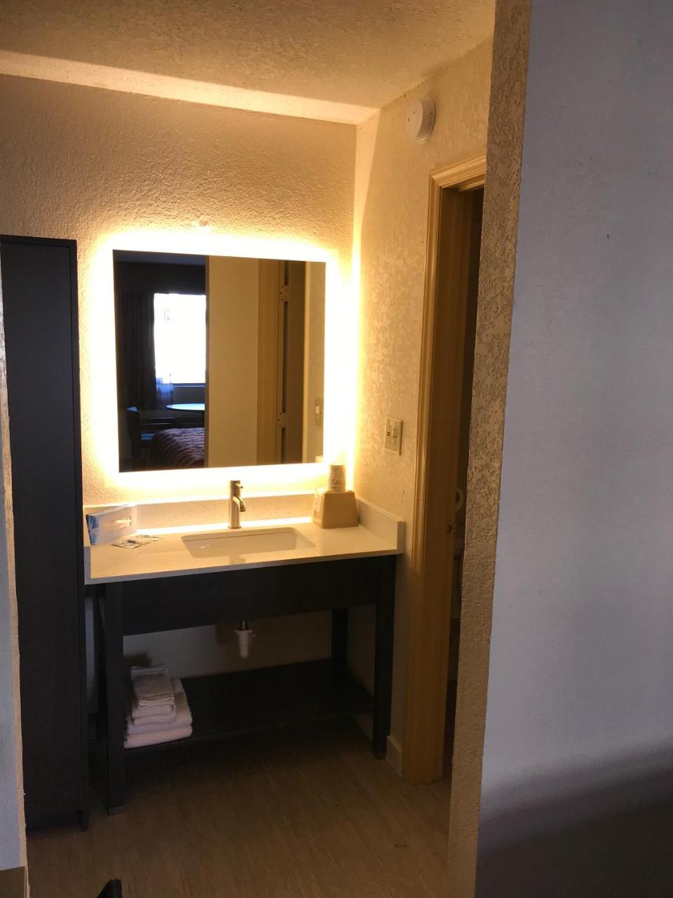 Sunset Inn Northlake シャーロット エクステリア 写真